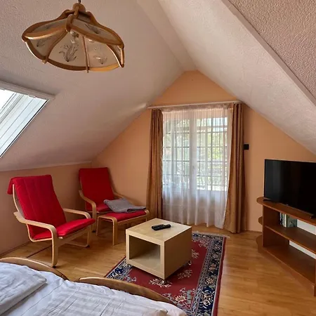 Apartment Frenki-lak *