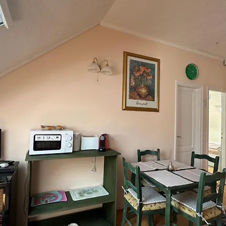 Apartman Frenki-lak