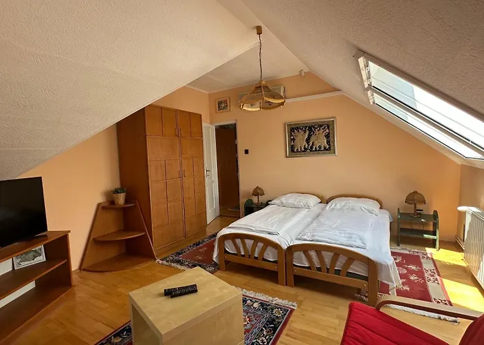 Frenki-lak Apartment Zamardi