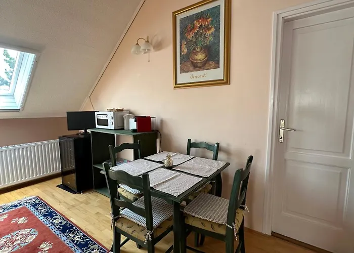 Apartment Frenki-lak *