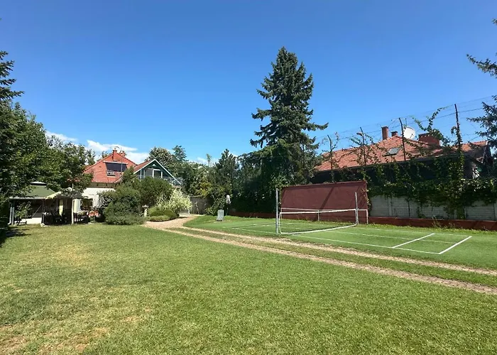 Frenki-lak Apartment